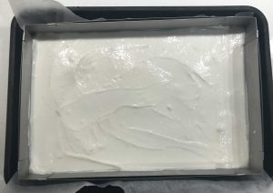 crema per torta all'anguria e yogurt