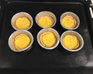 pasteis de nata appena sfornati