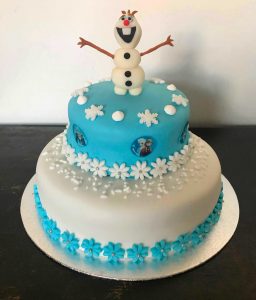 torta frozen decorata