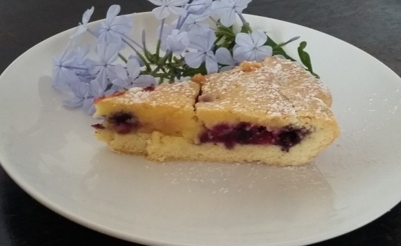 torta frutti di bosco e panna acida